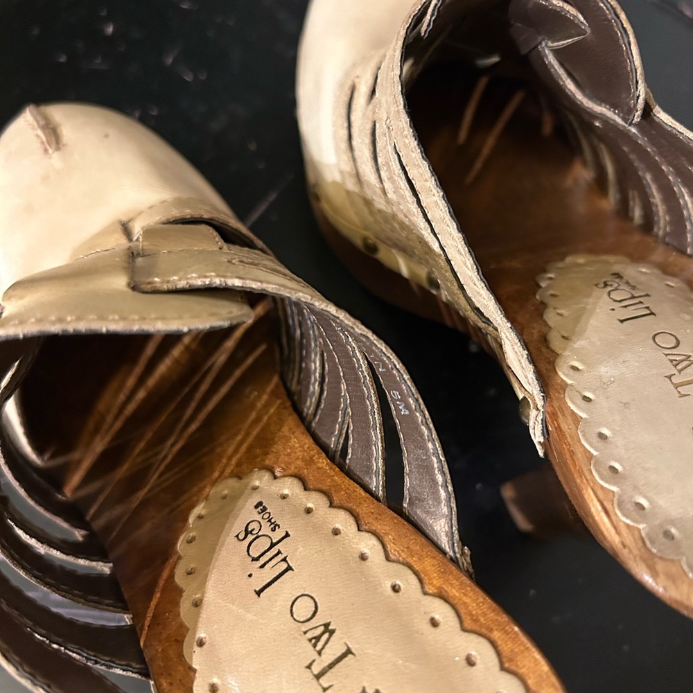 Two Lips clogs - Picture 8 of 8